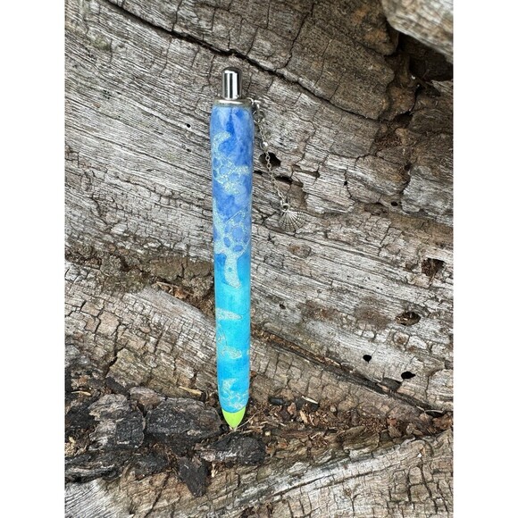 Sea Inspired Epoxy Glitter and Alcohol Inks Turtle Gel Pen With Seashell Charm - Picture 4 of 10